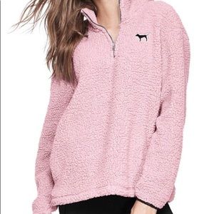 EUC VS PINK SHERPA SIZE S